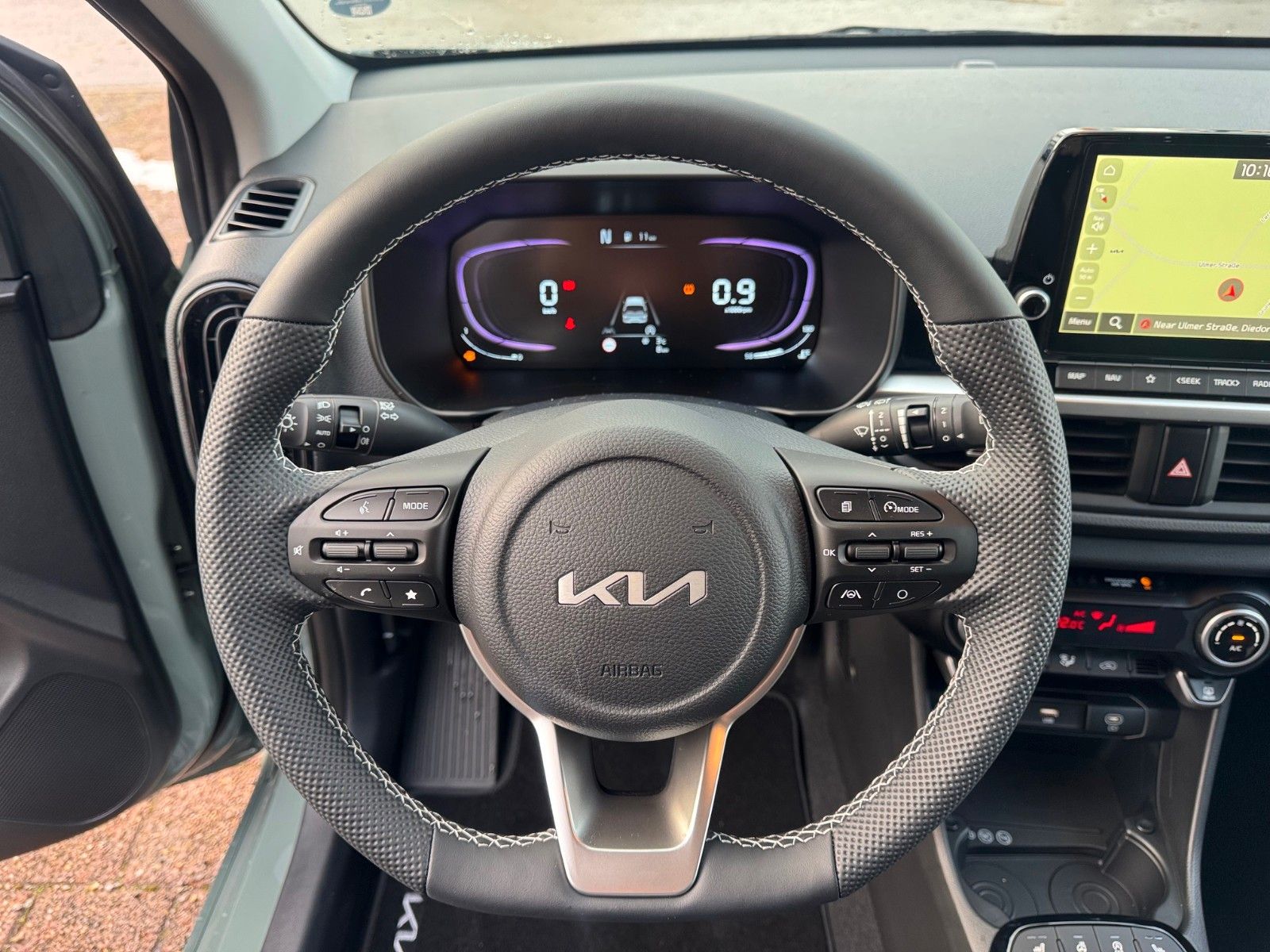 Fahrzeugabbildung Kia PICANTO PE2 1.0 AMT GT-LINE NAVI LED KAMERA STZH