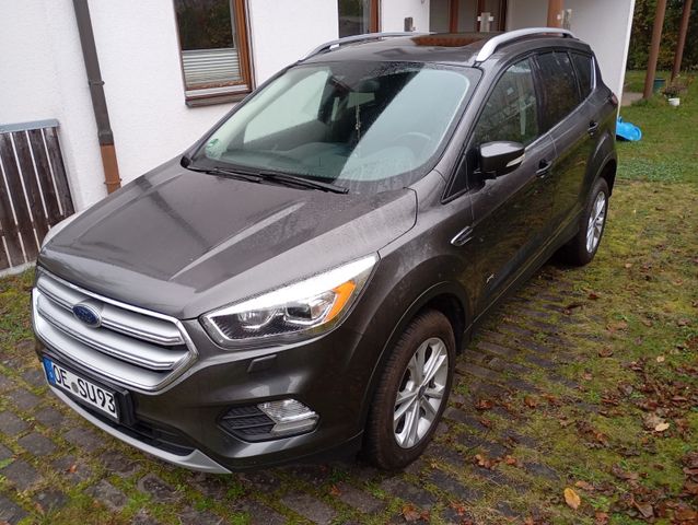 Ford Kuga 2,0 TDCi 4x4 110kW Titanium PowerShift ...