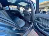 Mercedes-Benz E220d AMG Line/9G-Tr/Pano/360°/Top Zustand! - Mercedes-Benz E 220: T