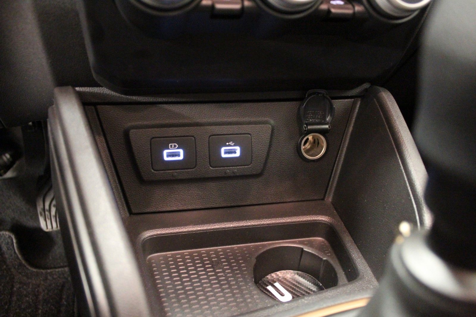 Fahrzeugabbildung Dacia Duster TCe130 Extreme *Navi*Sitzhzg**360 Grad