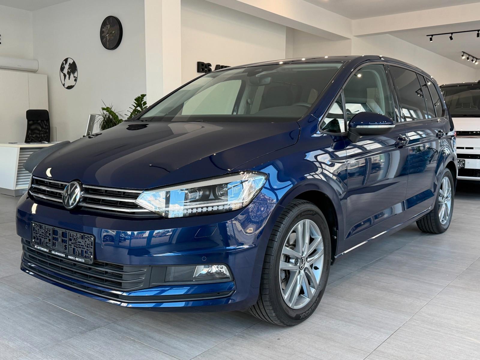 Volkswagen Touran 1.5 TSI DSG Comfortline / Kamera