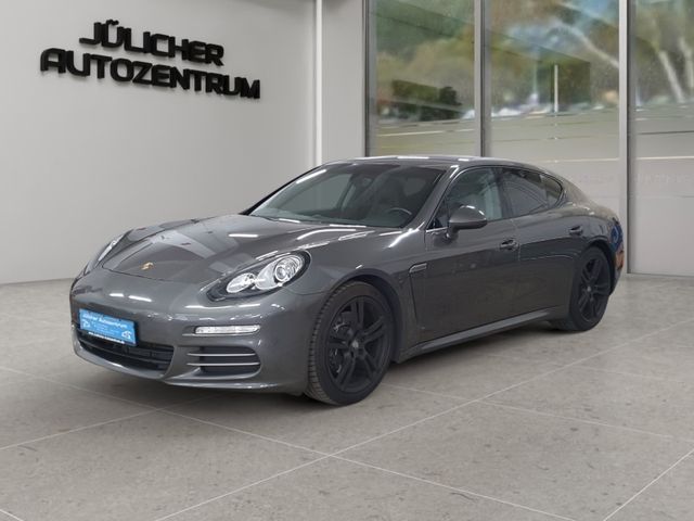 Porsche Panamera 4 Navi Scheckheft