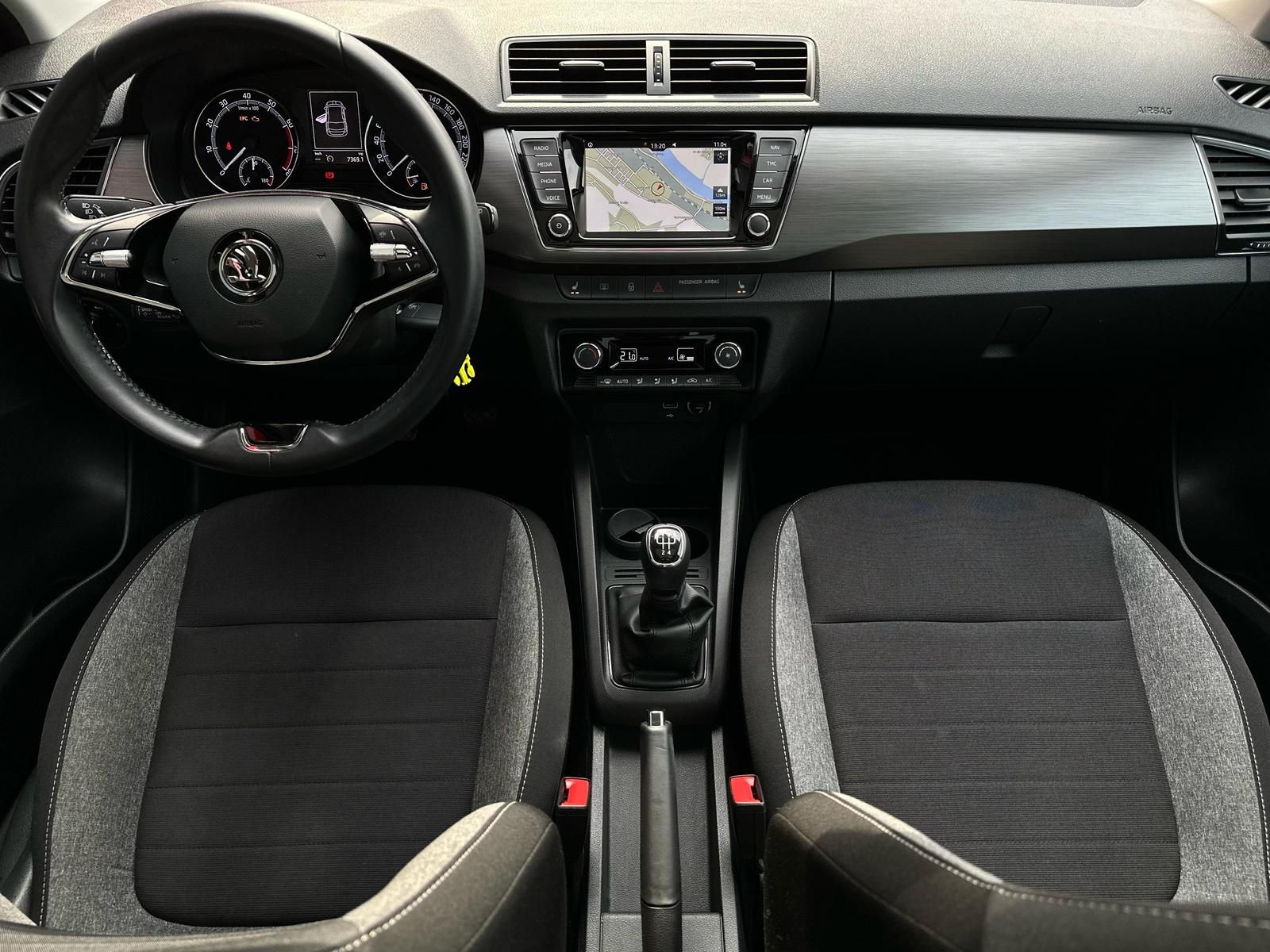 SKODA Fabia 1.0TSI DRIVE 125 YEARS LED#ACC#SHZ#NAVI - Image 10