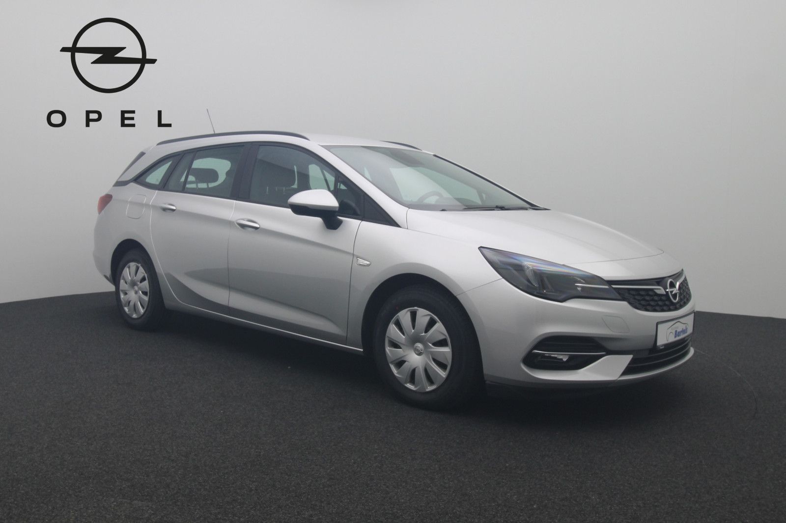 Fahrzeugabbildung Opel Astra K Sports Tourer MOTORSCHADEN