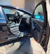 Hyundai i30 blue 1.4 - - Hyundai i30: Privatanbieter
