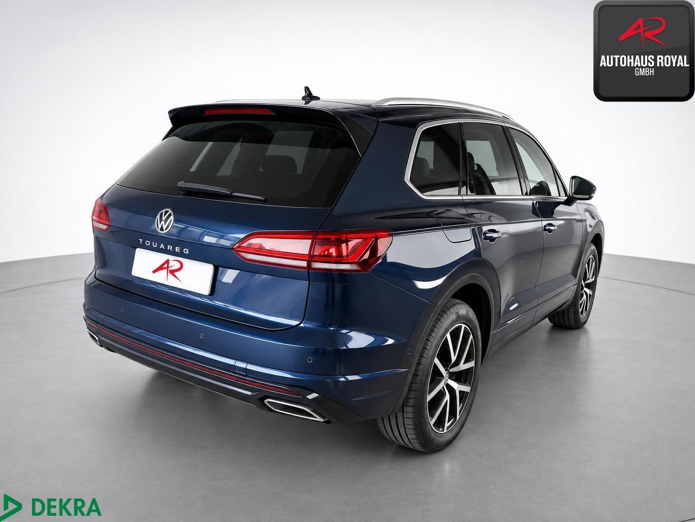 Volkswagen Touareg 3.0 TSI 4M R LINE DYNAUDIO STANDHZ,360° foto 3