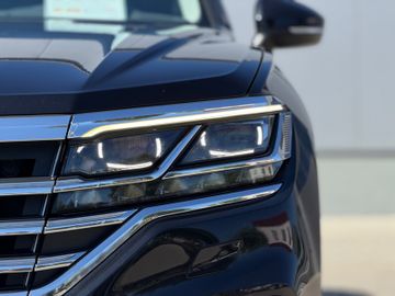 Volkswagen Touareg - 5