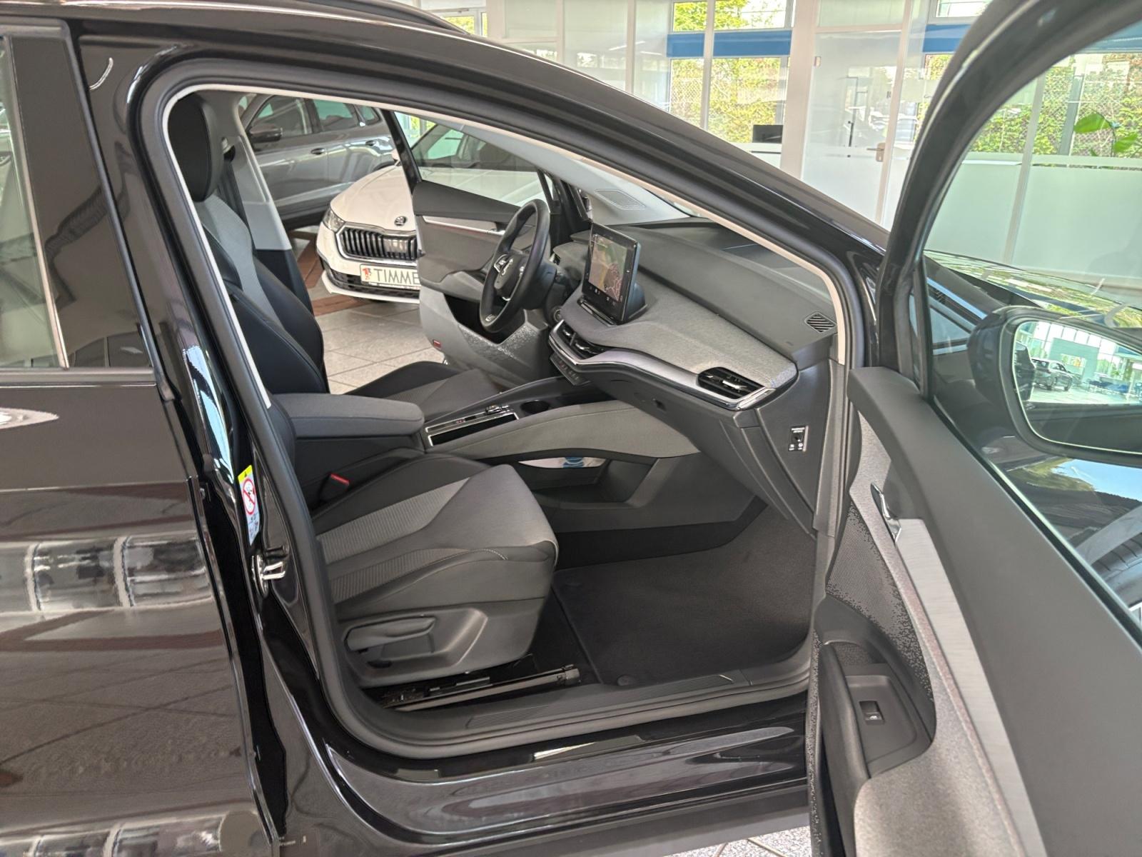 Skoda Enyaq LOFT 180PS 60kWh +WÄPU+LED+CARPLAY+RKAM+NA