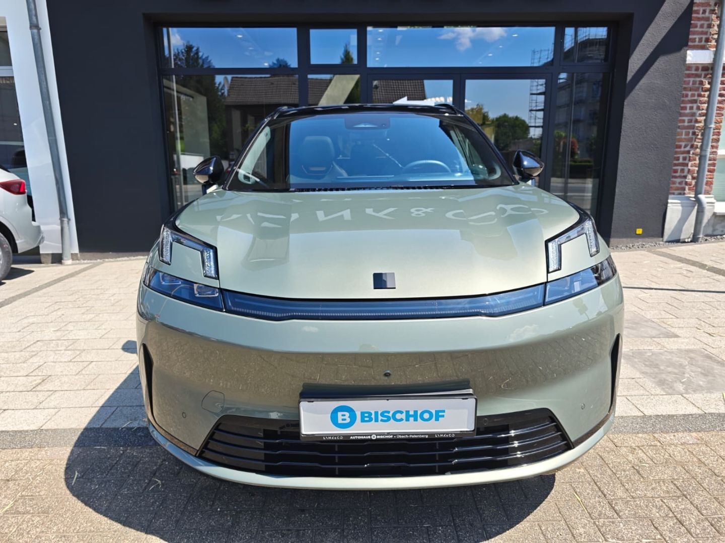 Lynk & Co 08