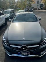 Mercedes-Benz C 220 d 4MATIC AMG Line Autom. AMG Line - Mercedes-Benz C 220 mit Diesel-Antrieb: Coupé