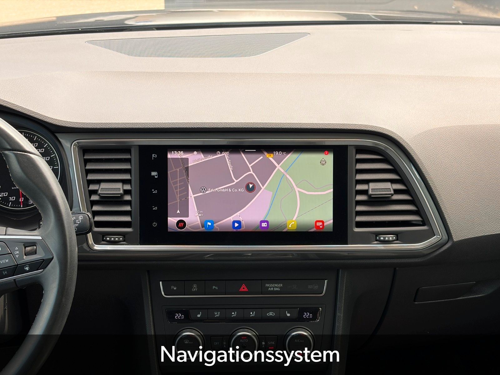 Fahrzeugabbildung SEAT Ateca Style 1,5 TSI DSG Tempomat LHZ SHZ CAM NAV