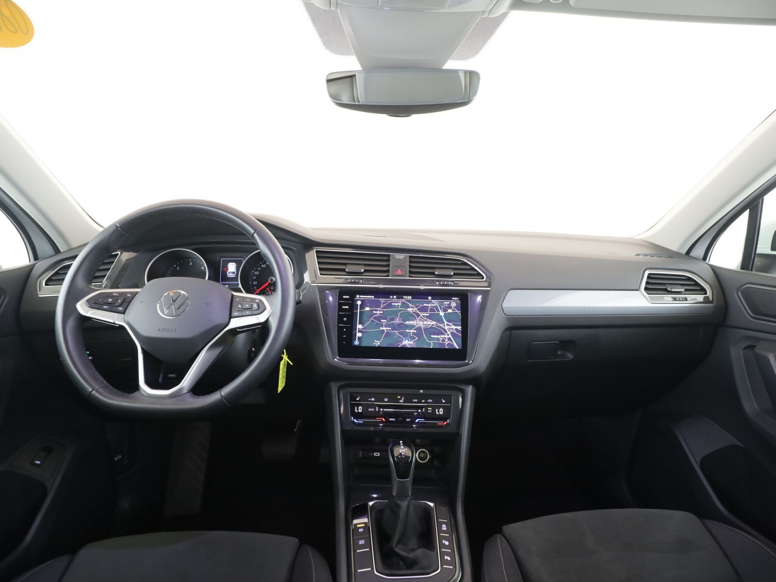 Volkswagen Tiguan - Bild 12