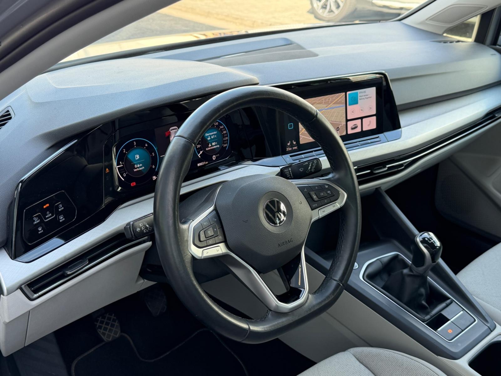 Volkswagen Golf VIII Lim. Life LED/Navi/Kamera/SitzHz/ACC, миниатюра 8