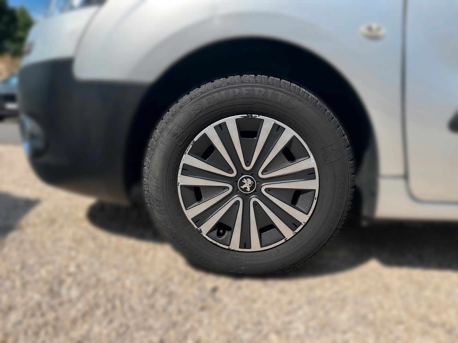 Peugeot Partner Tepee Active – Bild 10