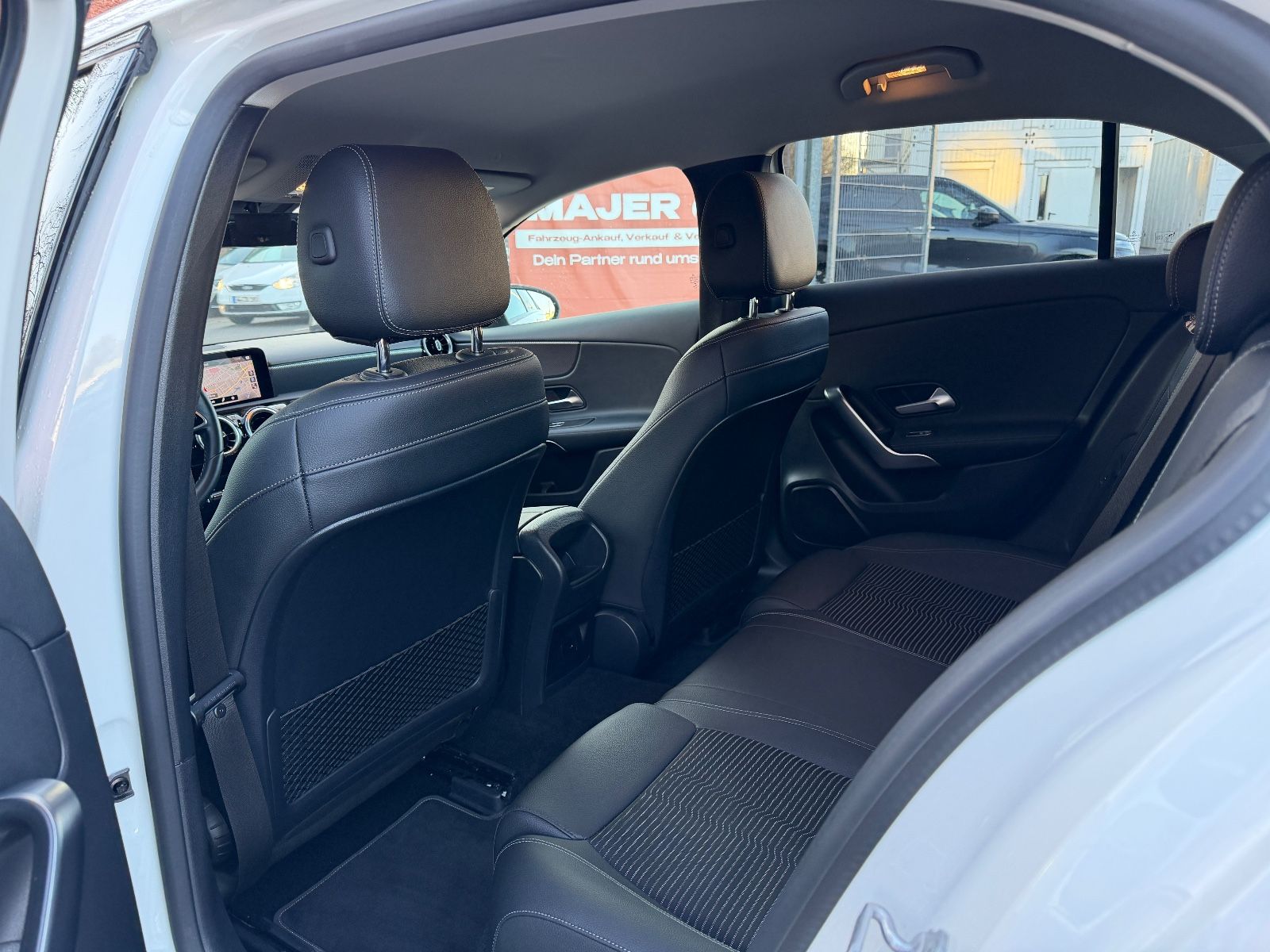 Fahrzeugabbildung Mercedes-Benz A 220 Night Paket*LED*KAMERA*TEMPO*SITZHEIZ*PDC*