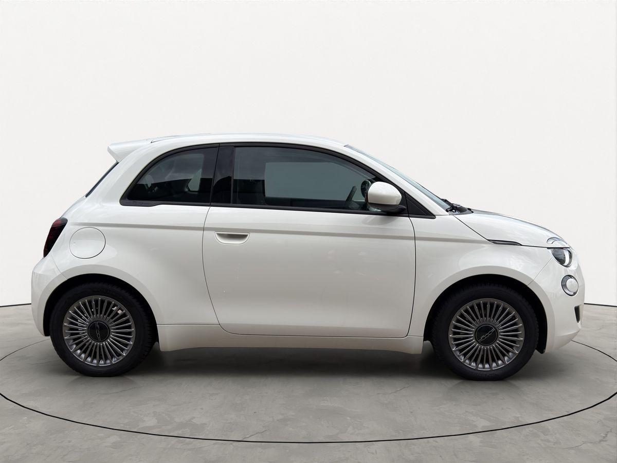 Fiat 500e Icon Komfort Paket Park Paket Winter Paket