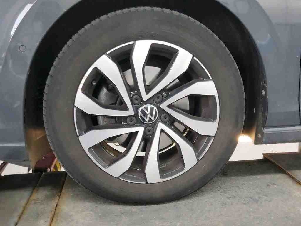 Volkswagen Golf - Bild 5