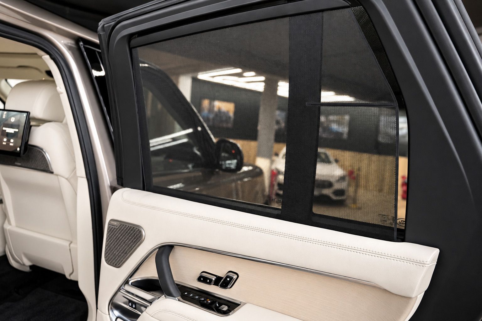 Fahrzeugabbildung Land Rover Range Rover P530 Autobiography *FondTV*Meridian*