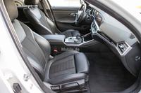 BMW 318d Touring Sport Line Autom Navi AHK Sitzhzg