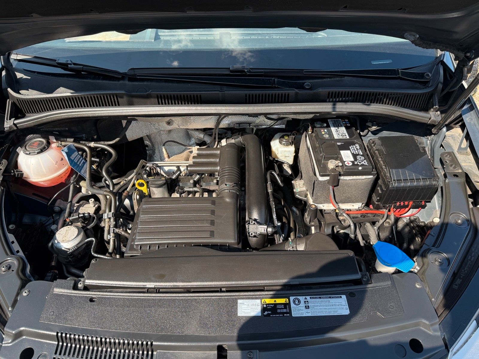 Fahrzeugabbildung Volkswagen Sharan Comfortline Automatik 7. Sitzer