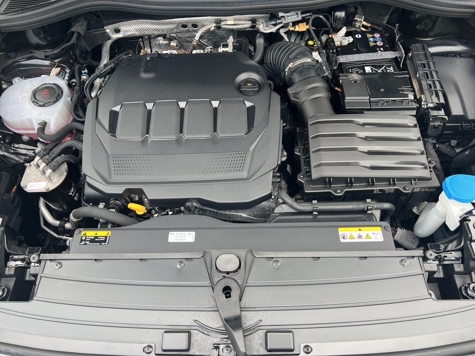 Tiguan Goal 2.0 TDI DSG AHK*Pano*Navi*ACC*LED