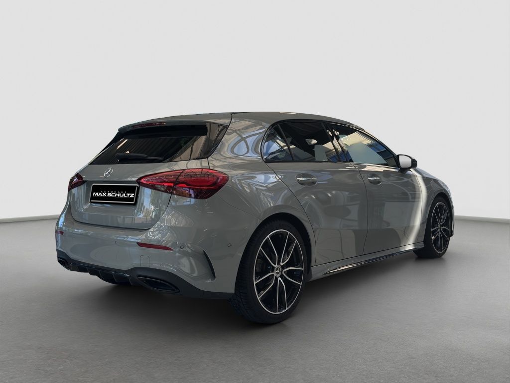 Fahrzeugabbildung Mercedes-Benz A 200 d AMG Line AMG*Night*Navi*PDC*ParkAss*RFK