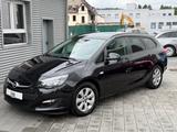 Opel Astra J Sports Tourer Energy*AHK*S-HEFT*KAMERA* - Opel Astra: Kombi, H