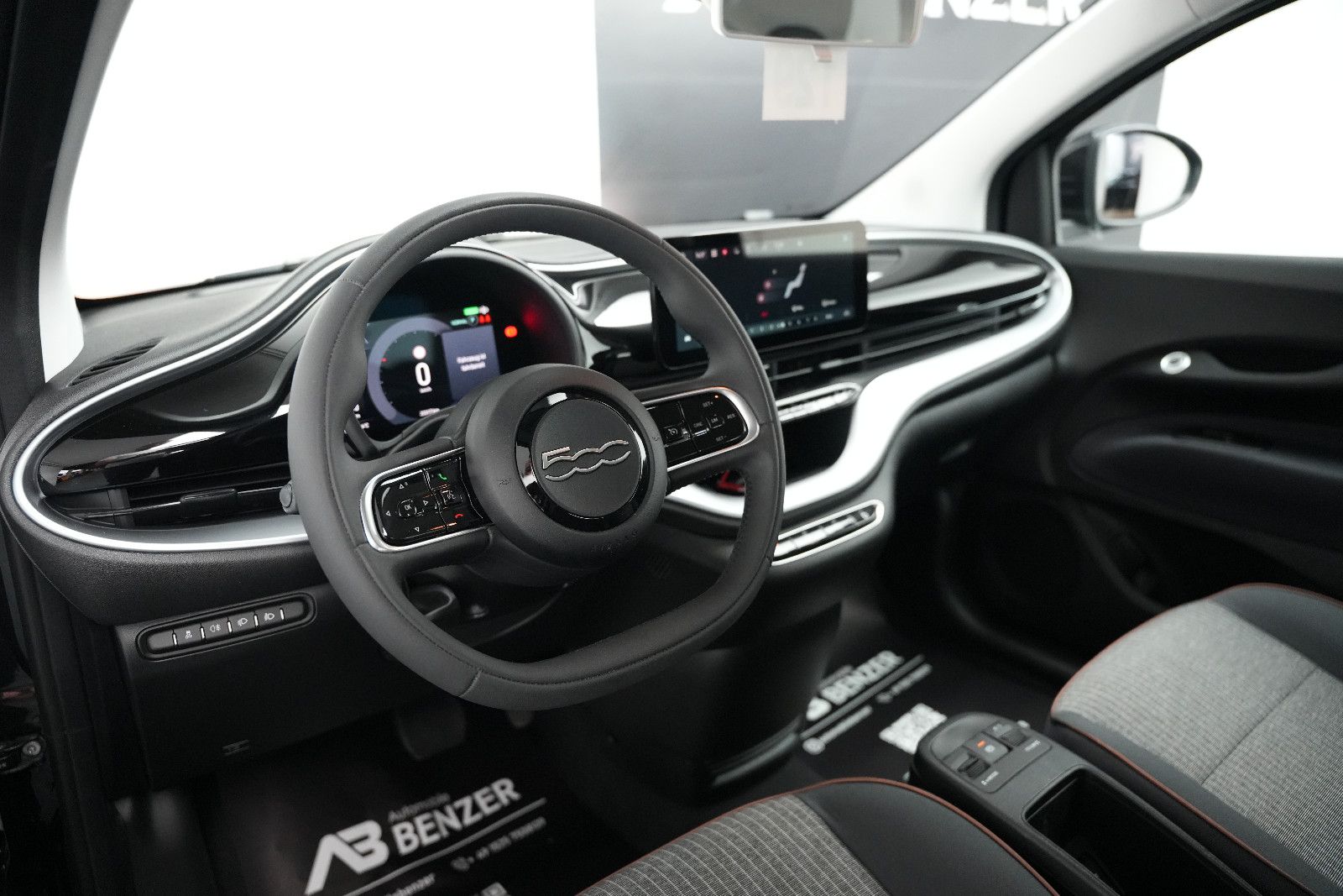 Fahrzeugabbildung Fiat 500e Icon *Navigation*Klima*Alexa*TOP