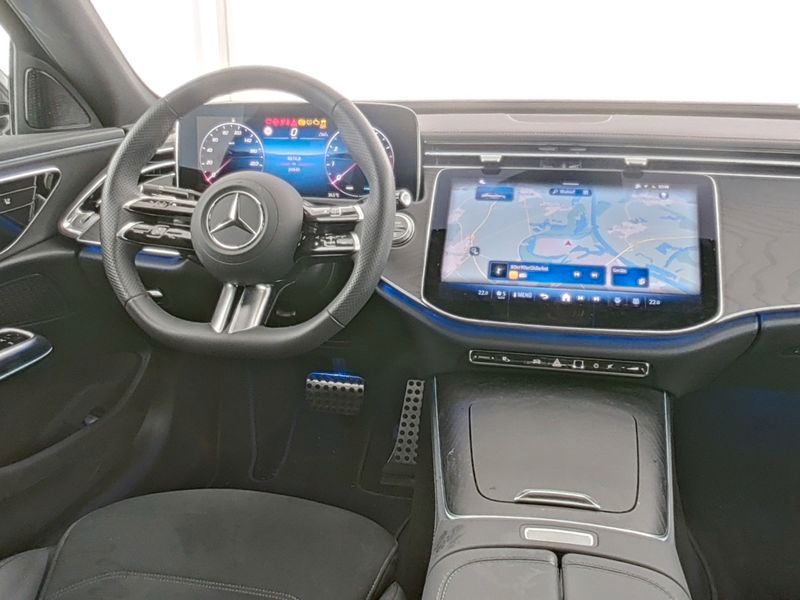 MERCEDES-BENZ E-Class 2025