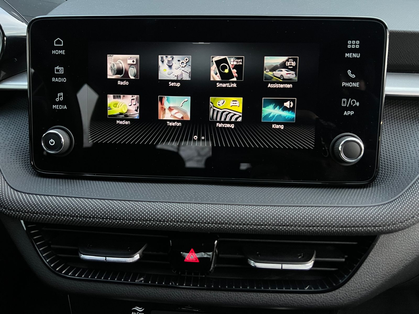 Fahrzeugabbildung SKODA Fabia Selection Edition 130 1.0 TSI DSG *Garanti