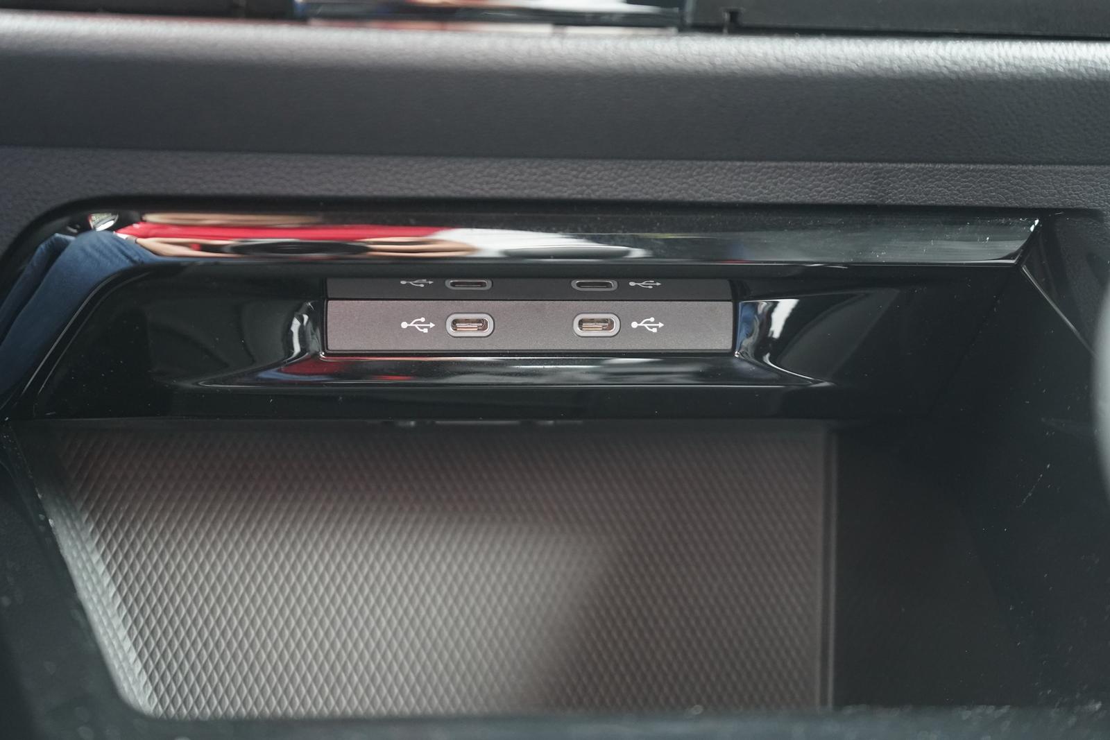 Volkswagen Golf VIII 1.5 TSI R-Line LED Sitzheizung Kamera, миниатюра 21