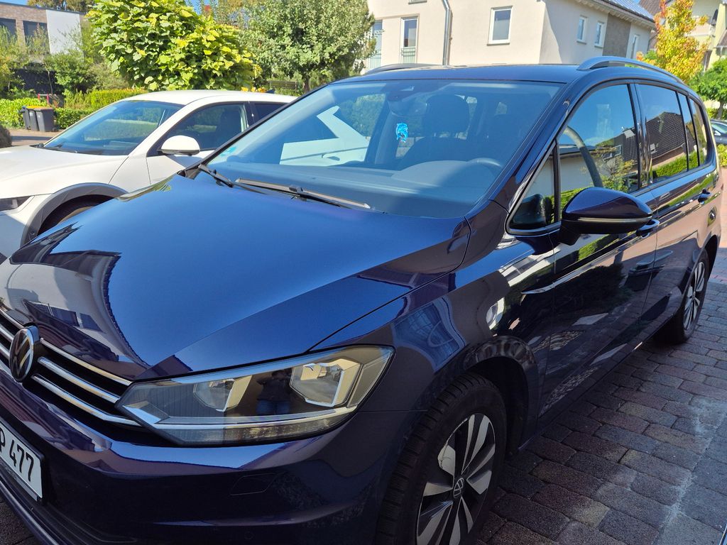 Image of Volkswagen Touran