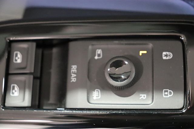 ID.5 Pure 125kW AHK Wärmep. EasyOpen&Close IQ.LI