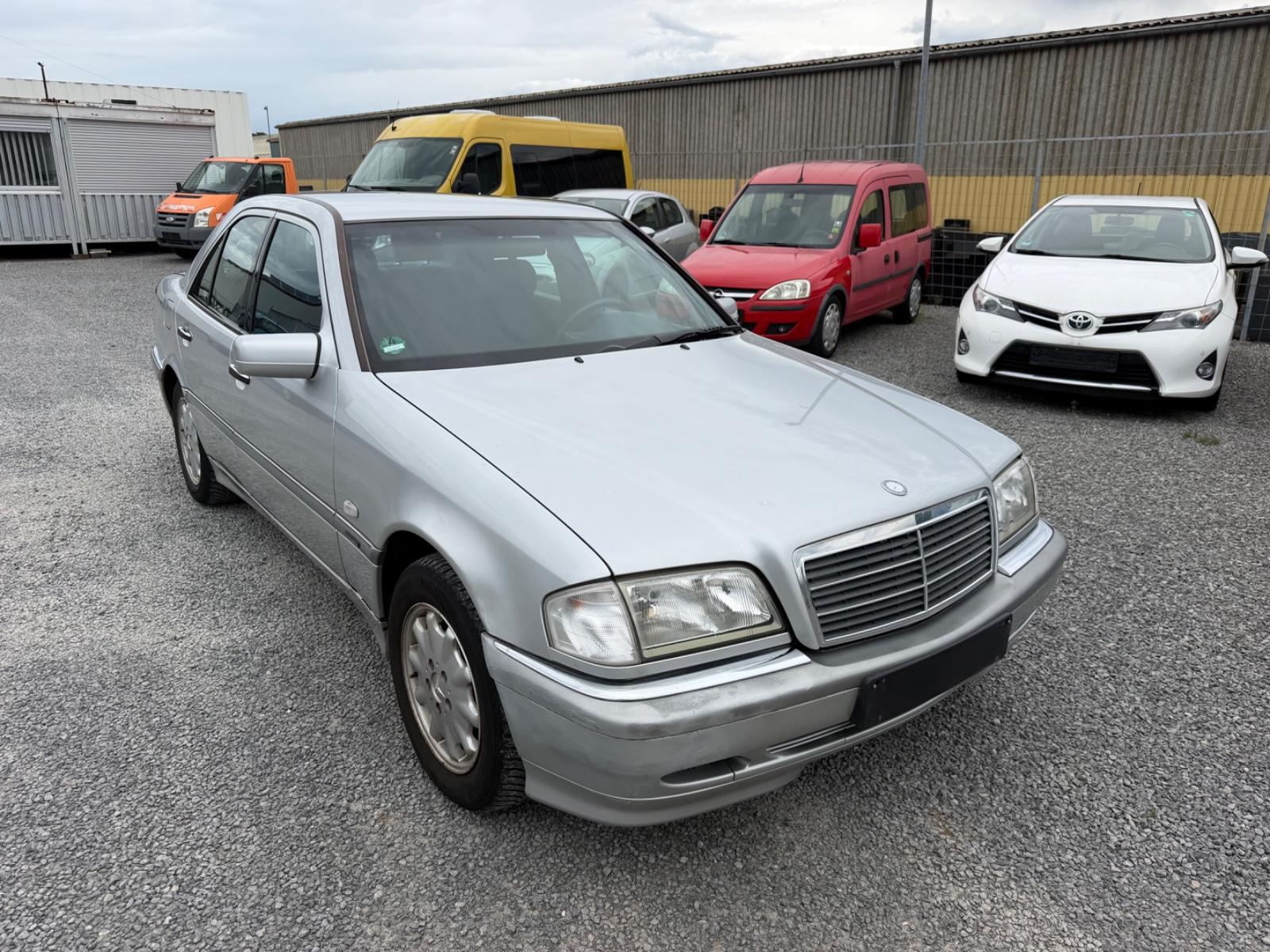 Mercedes-Benz C 180 Elegance,Automatik,TÜV 5/28,Scheckheft