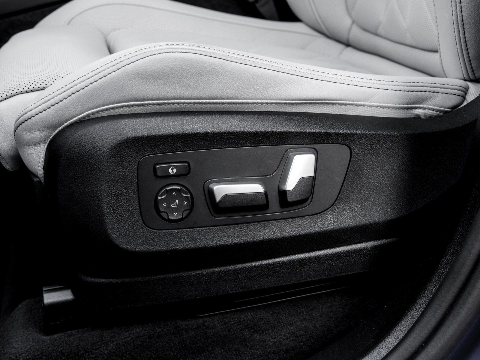 BMW X5 M60 - Bild 14