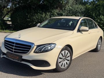 Mercedes E 200 - 1