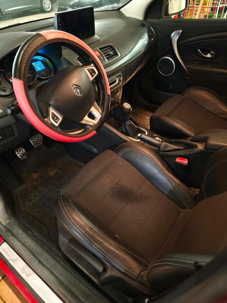 Renault Megane 2011 — photo 6