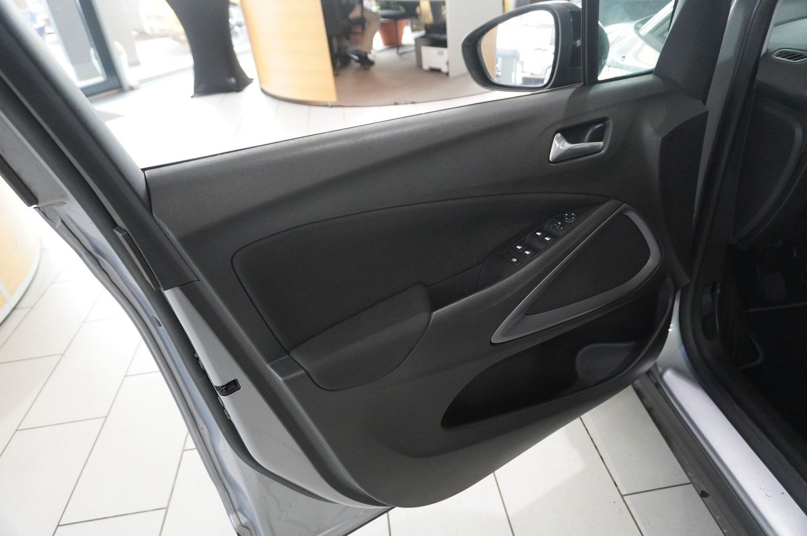 Fahrzeugabbildung Opel Crossland (X) 1.2 EDITION NAVI/LED/KAMERA/DAB+