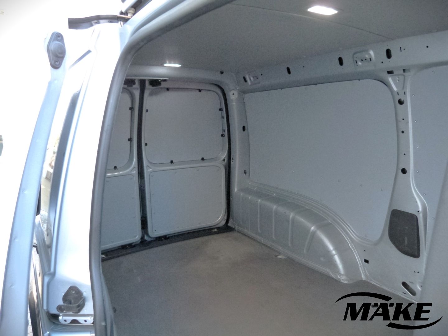 Caddy Maxi Kasten BMT 2.0 TDI Klima, PDC, Ladera