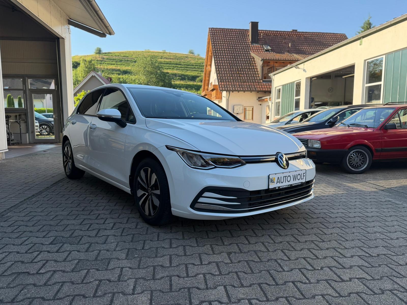 Volkswagen Golf VIII 1.0 TSI MOVE *RFK*SHZ*AppConnect*, миниатюра 3