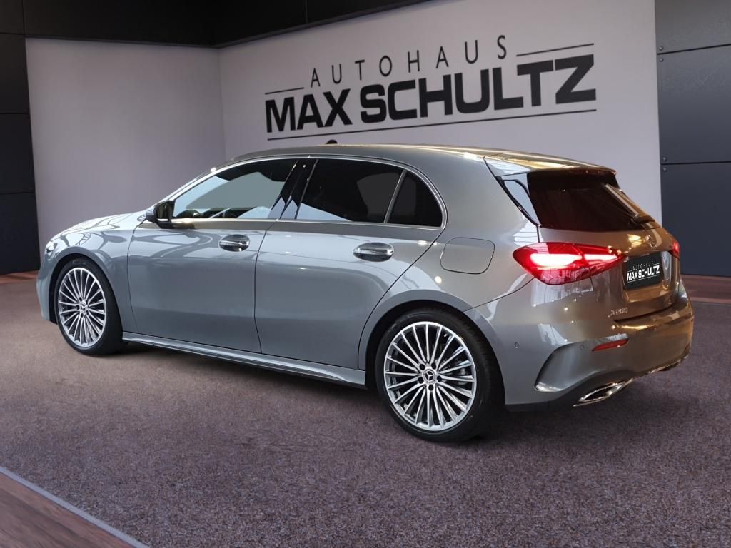 Fahrzeugabbildung Mercedes-Benz A 200 Kompaktlimousine AMG*Nav*360*AHK*PDC*SpurH