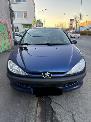 Peugeot 206 TÜV neu !