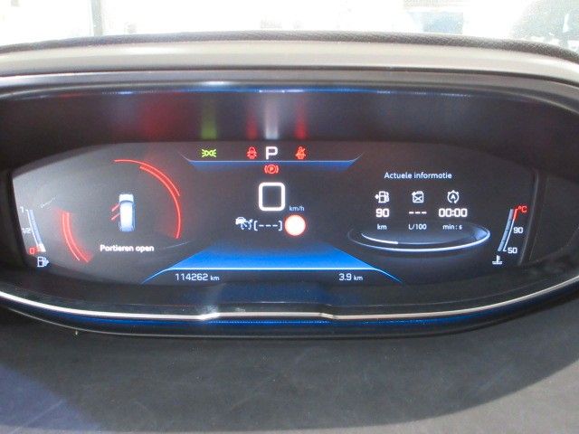 Fahrzeugabbildung Peugeot 5008 Allure 1.5D LED/SHZ/PANO/AHK/LEDER&MASSAGE