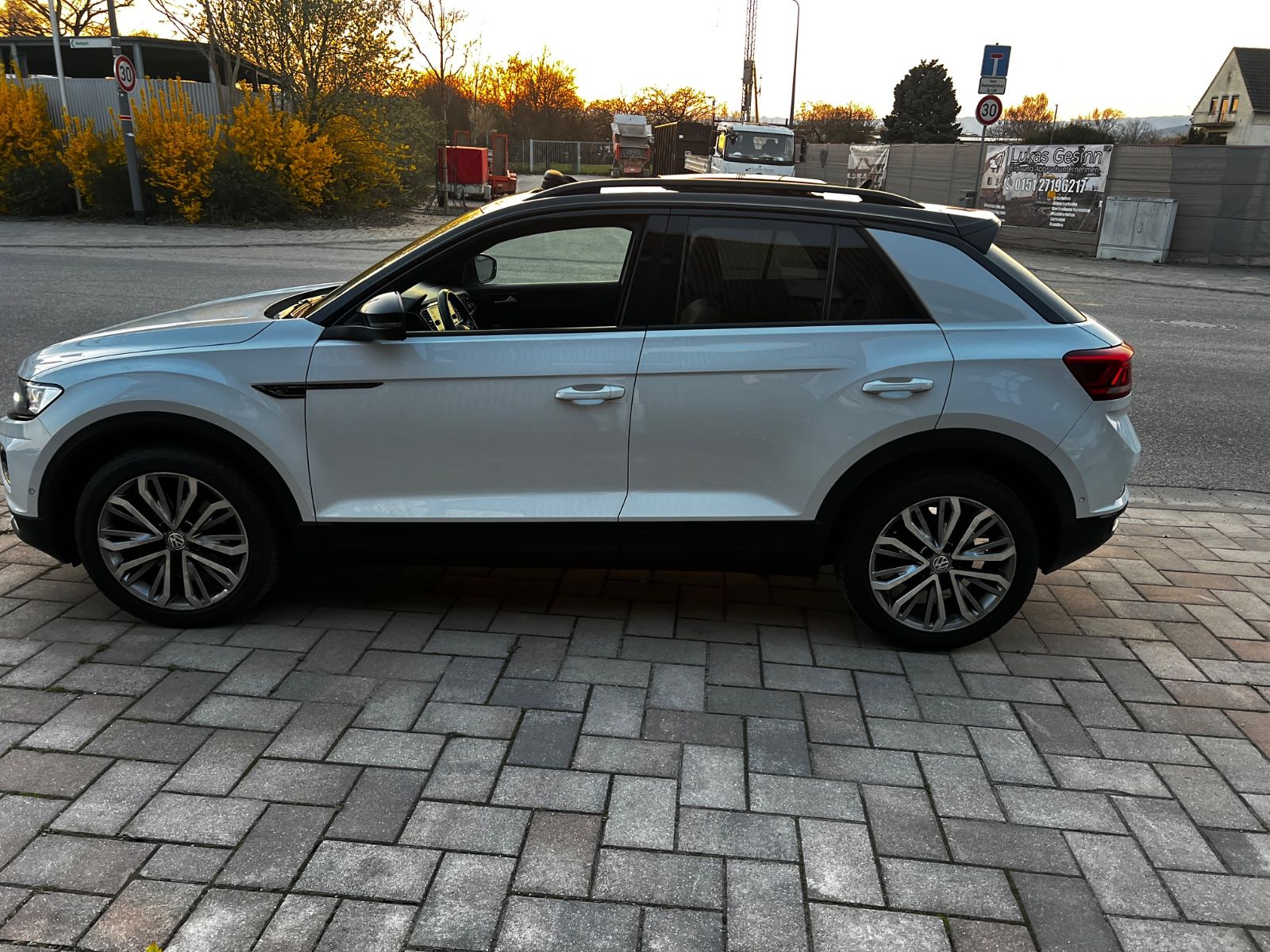 Volkswagen T-Roc 2.0 TDI DSG Sport Pano Kam foto 10