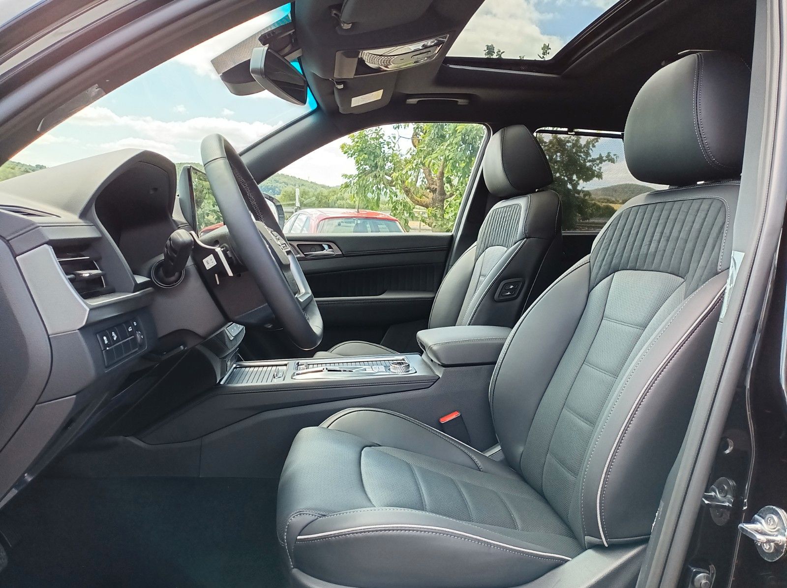 Fahrzeugabbildung KGM REXTON+BLACK+20ZOLL+PANO+360°+KAMERA+LEDER+