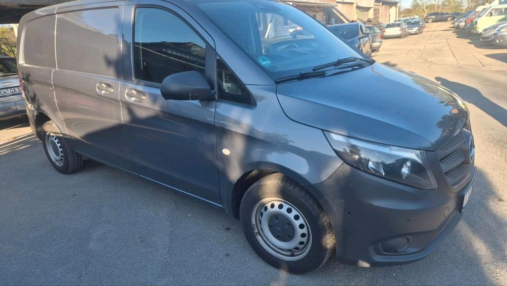 Image of Mercedes-Benz Vito