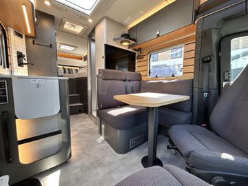 HYMER  ERIBA  HYMERCAR ML-T Xperience 570 CLESANA SOLAR LED Winterpaket