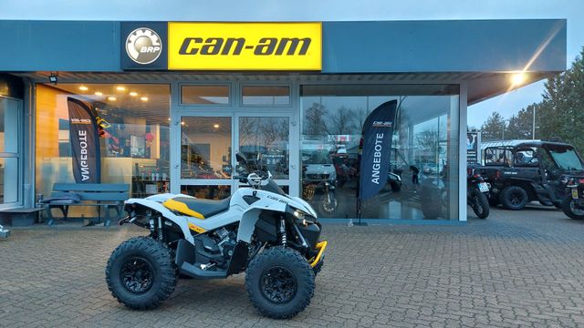 Can-Am Renegade 1000  XXC  T ABS