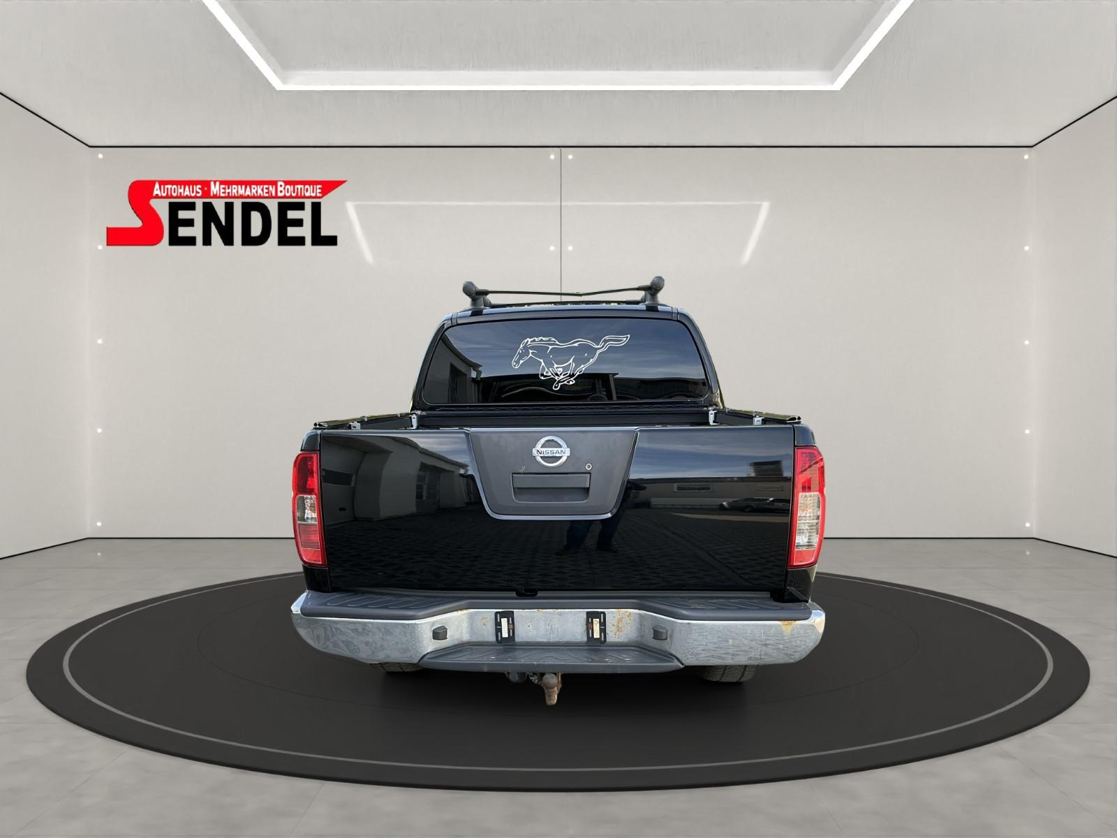 Nissan Navara Double Cab LE 4x4 | 171 ch | BVA | Cuir | Toit ouvrant | Sièges chauffants électriques | Attelage