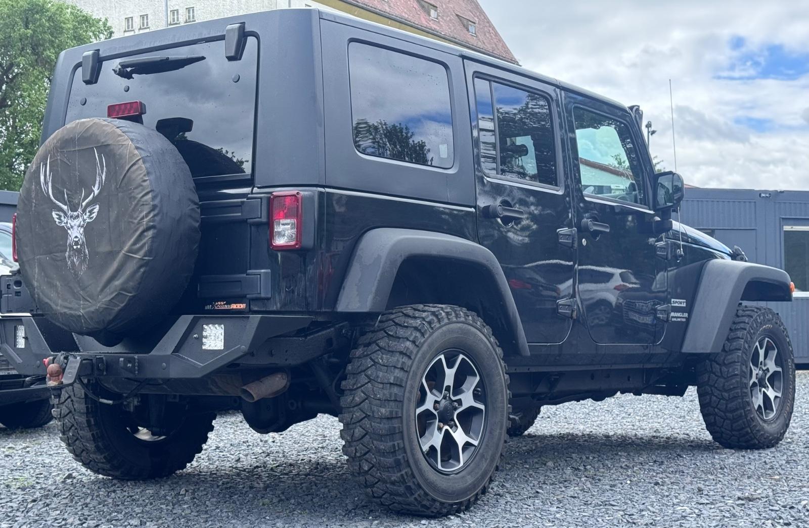 Jeep Wrangler 2.8 Unlimited Sport 4x4 HU-NEU